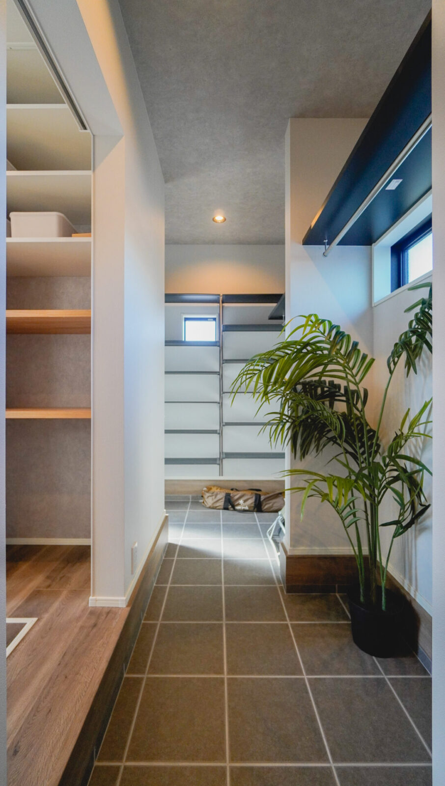 自然を楽しむアウトドアリビングハウス　【平屋+ONE】誉田町 新築戸建　No.5 スライダー