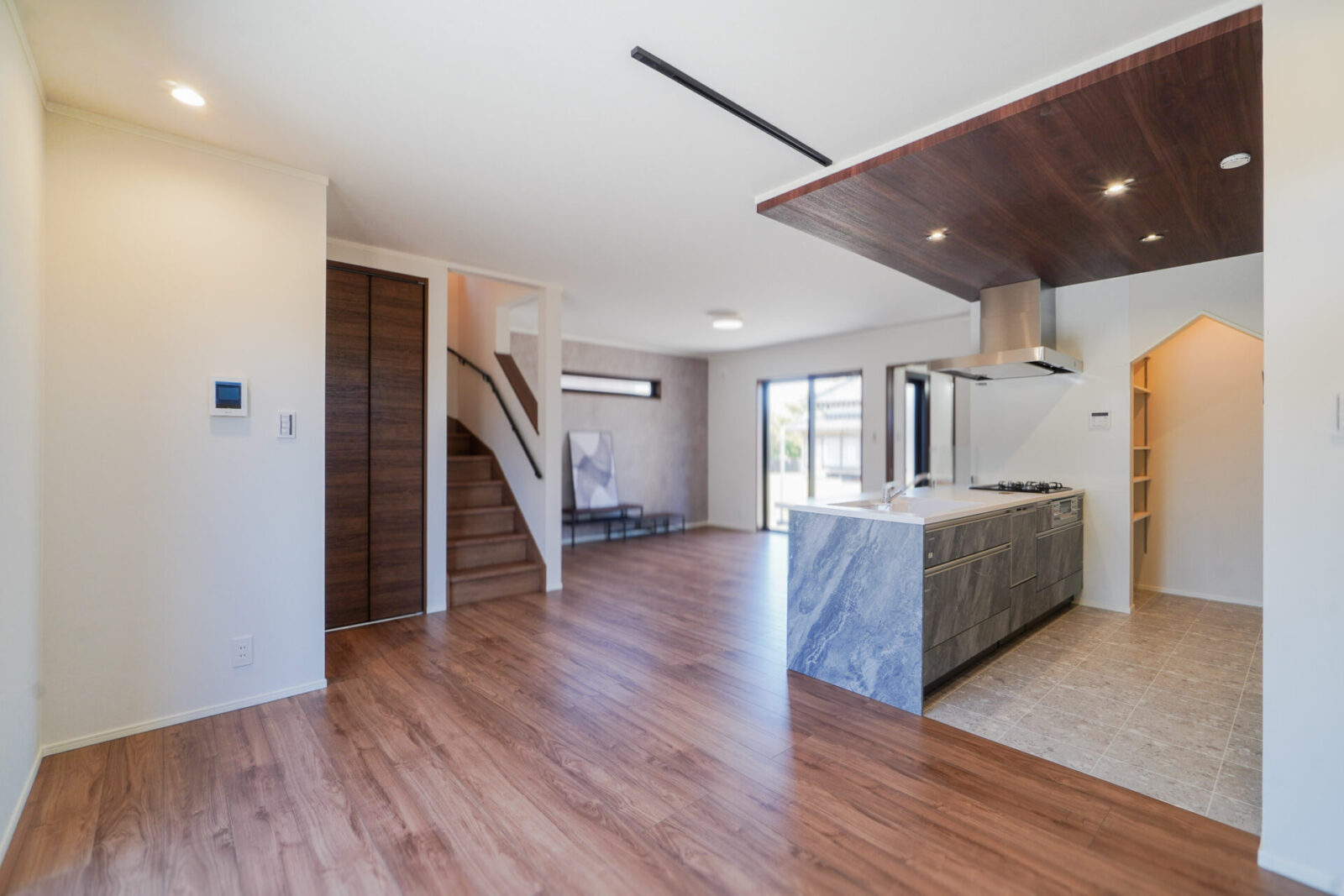 【新着！3,000万円台で叶う】稲毛区の新築戸建　‐ホテルライクな外観&内装仕様‐　IN宮野木 スライダー