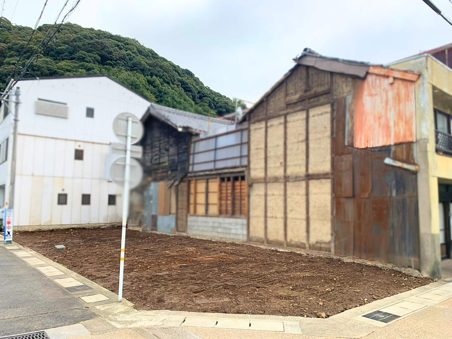 岐阜県岐阜市白木町　建築条件無し売地 スライダー