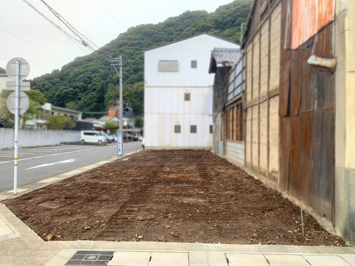岐阜県岐阜市白木町　建築条件無し売地 スライダー
