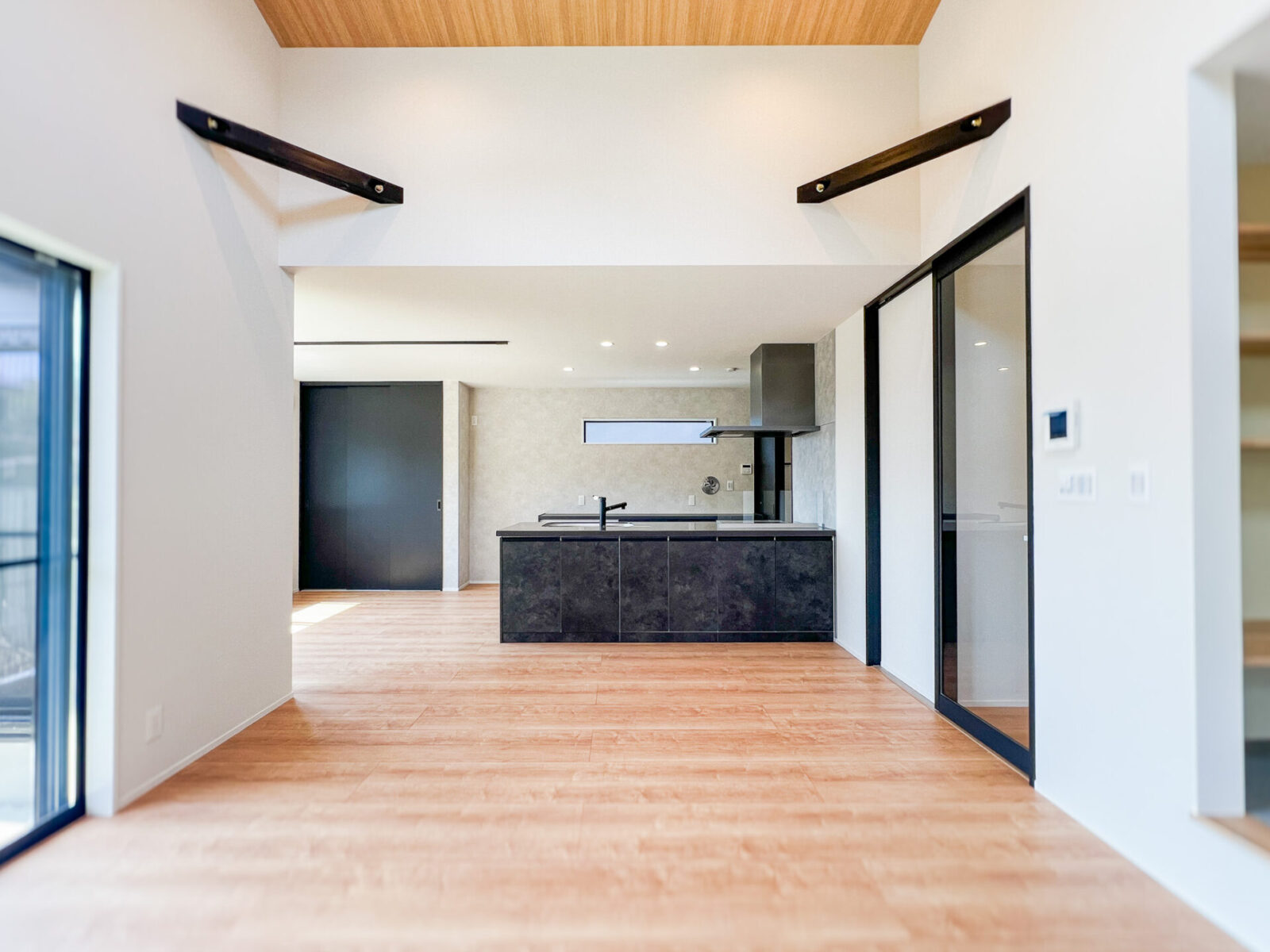 【1/6　価格変更】千葉市中央区生実町　建築条件なし売地 スライダー