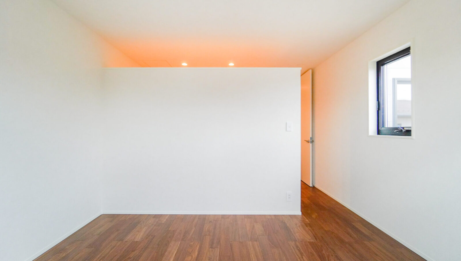 ★4/4　新着物件　駅徒歩２分！！　中央区浜野町　建築条件なし売地 スライダー