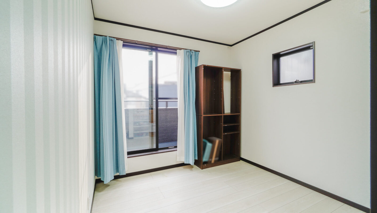 【陽当たりの良い南東角地】4LDKの注文戸建住宅　稲毛区園生町 スライダー