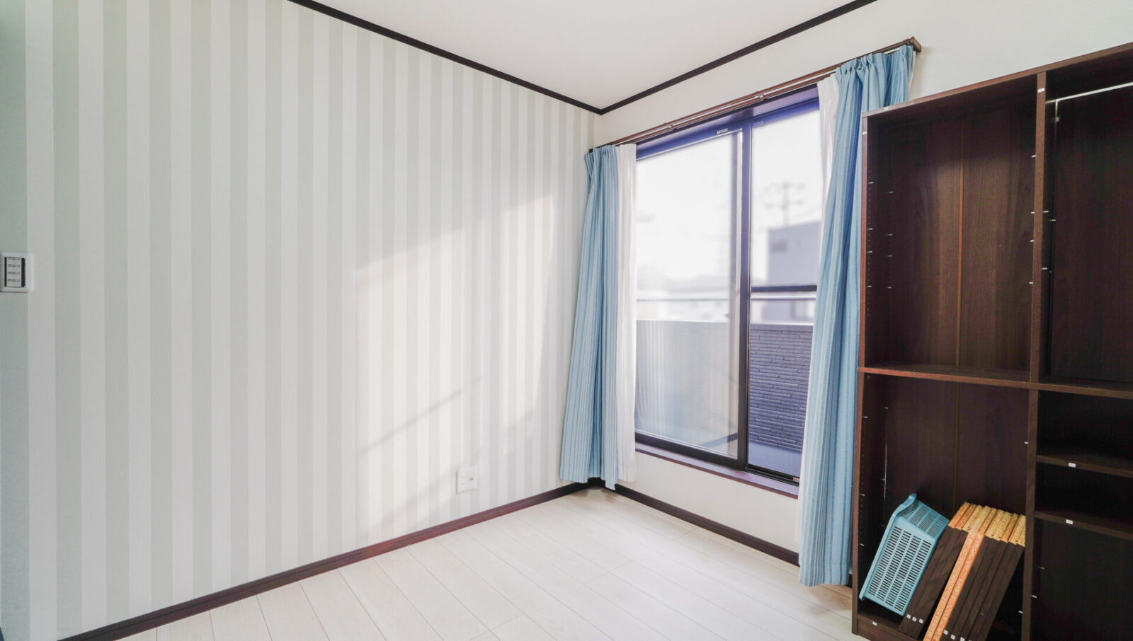 【陽当たりの良い南東角地】4LDKの注文戸建住宅　稲毛区園生町 スライダー