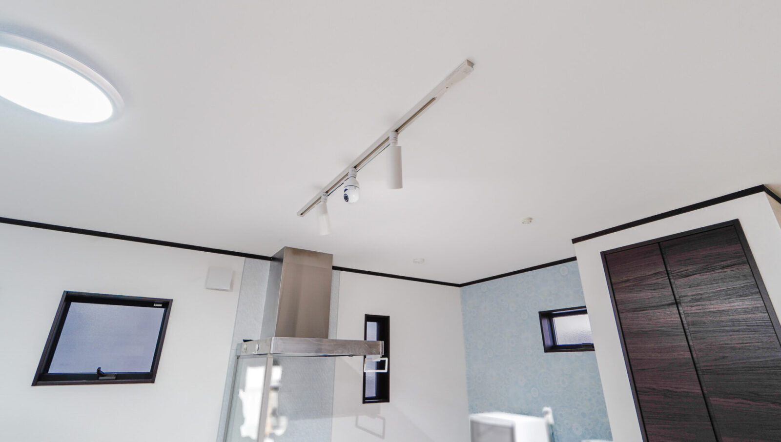 【陽当たりの良い南東角地】4LDKの注文戸建住宅　稲毛区園生町 スライダー