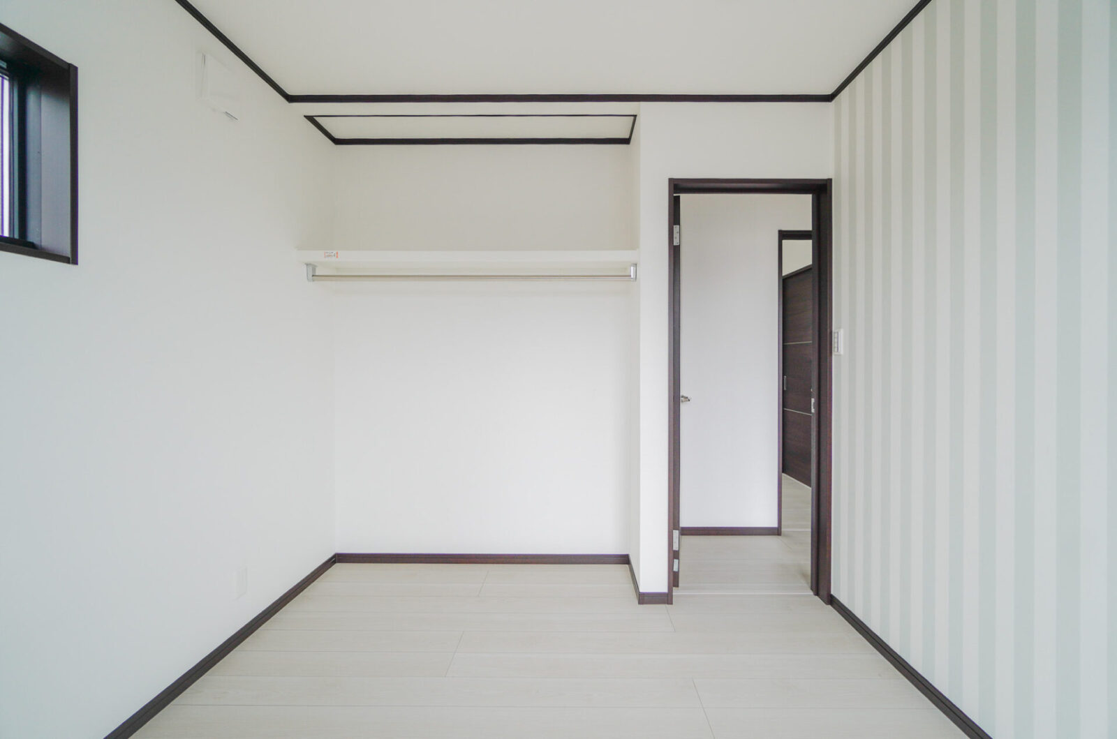 ★6/8  価格改定！！【陽当たりの良い南東角地】4LDKの注文戸建住宅　稲毛区園生町 スライダー