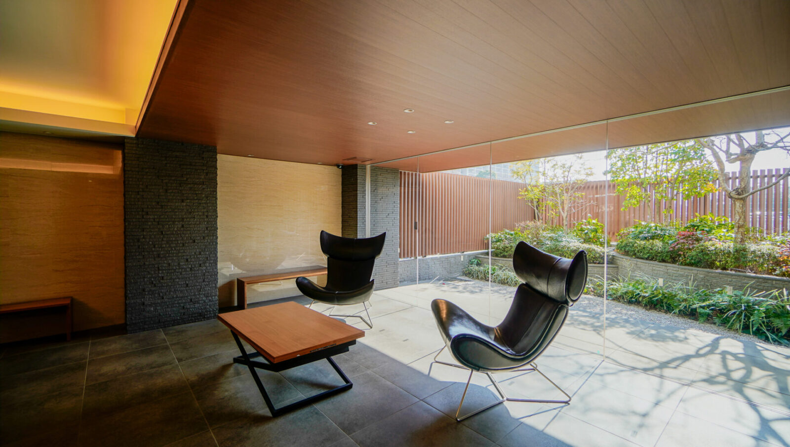 グローリオレジデンス稲毛6F　 スライダー