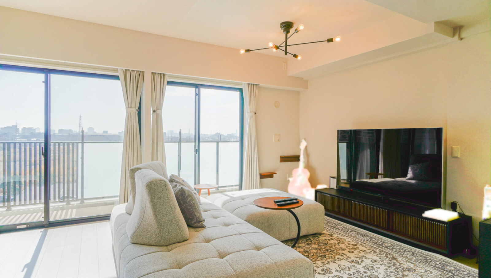 グローリオレジデンス稲毛6F　 スライダー