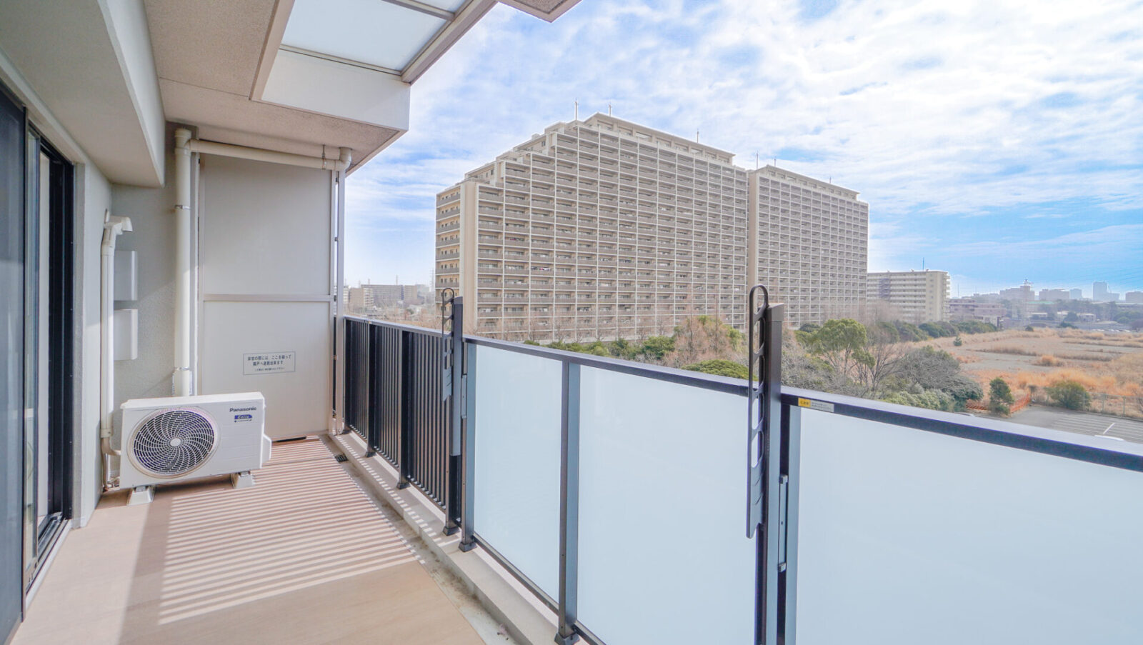 グローリオレジデンス稲毛6F　 スライダー