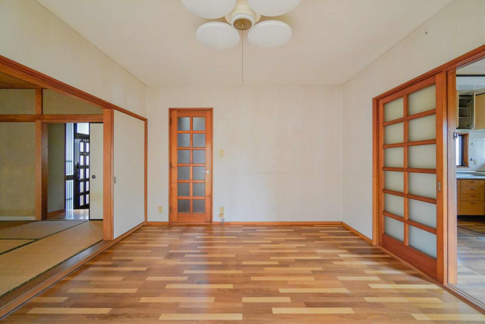 ★5/30新着　中央区弁天4丁目　住友林業施工の中古戸建住宅 スライダー